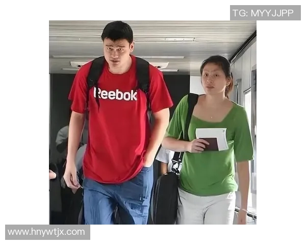 姚明身高对比女孩身高的影响与启示分析