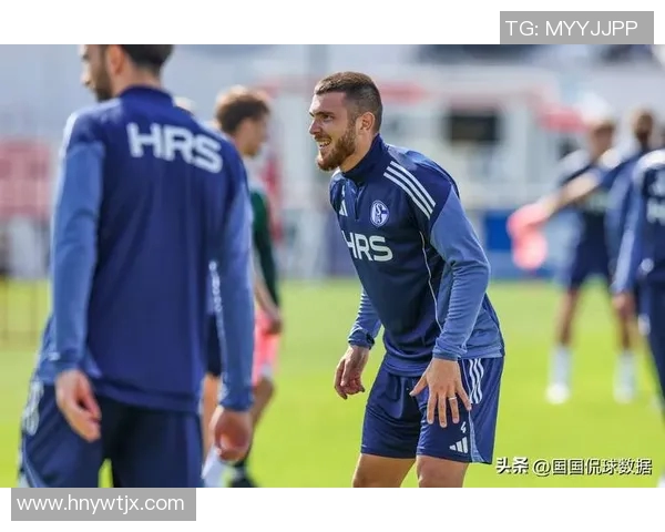 沙尔克04客场逼平法兰克福，止颓势仍未挽回